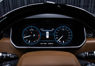 Подержанный автомобиль Land Rover Range Rover 2013 года (13 фото)