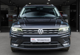 Подержанный автомобиль Volkswagen Tiguan 2018 года (2 фото)