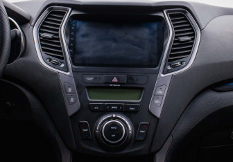 Подержанный автомобиль Hyundai Santa Fe 2013 года (14 фото)