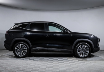 Подержанный автомобиль Jetour Dashing 2023 года (4 фото)