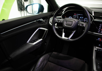 Подержанный автомобиль Audi Q3 Sportback 2020 года (18 фото)