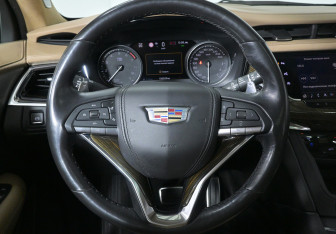 Подержанный автомобиль Cadillac XT6 2020 года (10 фото)