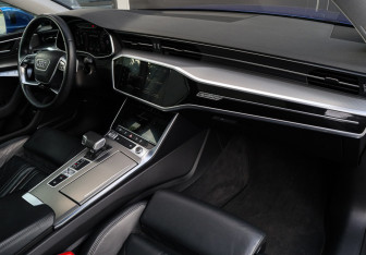 Подержанный автомобиль Audi A7 2019 года (7 фото)