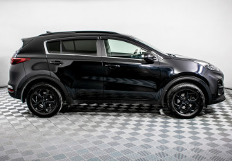 Подержанный автомобиль Kia Sportage 2021 года (4 фото)