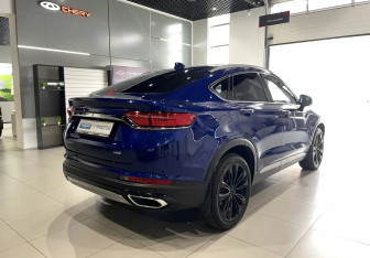Подержанный автомобиль Geely Tugella 2021 года (4 фото)
