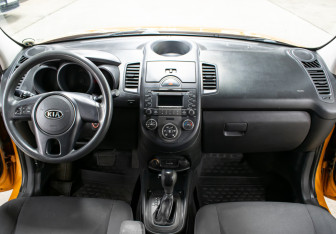 Подержанный автомобиль Kia Soul 2011 года (15 фото)