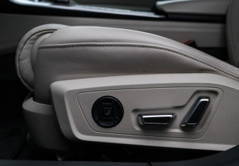 Подержанный автомобиль Audi A7 2021 года (20 фото)