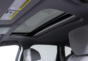 Подержанный автомобиль Honda CR-V 2017 года (17 фото)