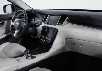 Подержанный автомобиль Infiniti QX50 2019 года (9 фото)