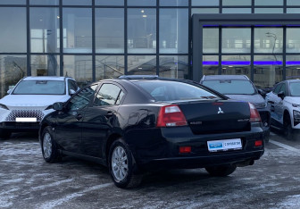 Подержанный автомобиль Mitsubishi Galant Sedan 2007 года (7 фото)