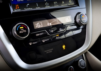 Подержанный автомобиль Nissan Murano Suv 2021 года (27 фото)