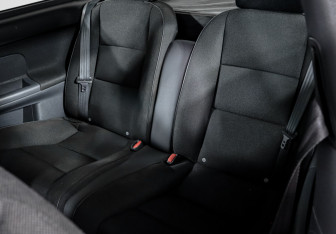 Подержанный автомобиль Volvo C30 2012 года (10 фото)