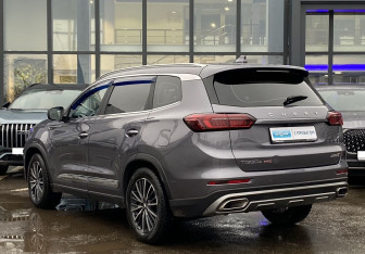 Подержанный автомобиль Chery Tiggo 8 Pro 2022 года (7 фото)