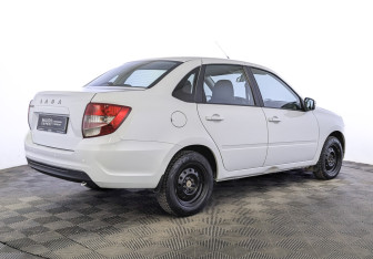 Подержанный автомобиль LADA (ВАЗ) Granta Sedan 2022 года (5 фото)