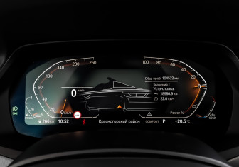Подержанный автомобиль BMW X6 2021 года (16 фото)