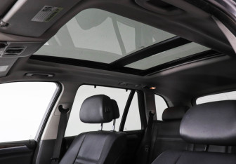 Подержанный автомобиль BMW X5 2009 года (18 фото)