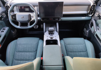 Подержанный автомобиль Jetour T2 2024 года (10 фото)