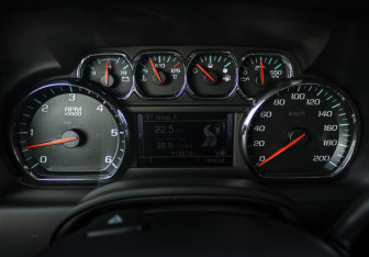 Подержанный автомобиль Chevrolet Tahoe 2016 года (14 фото)