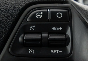 Подержанный автомобиль Kia Ceed Hatchback 2012 года (14 фото)