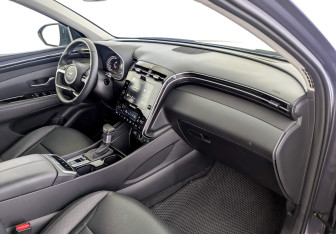 Подержанный автомобиль Hyundai Tucson 2024 года (11 фото)