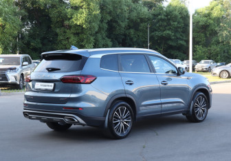 Подержанный автомобиль Chery Tiggo 8 Pro 2021 года (5 фото)