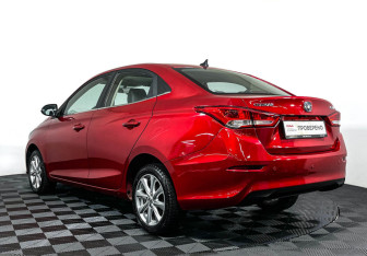 Подержанный автомобиль Changan Alsvin 2023 года (7 фото)