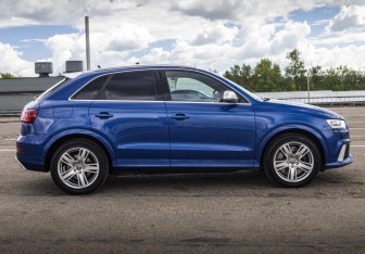 Подержанный автомобиль Audi RS Q3 2014 года (4 фото)