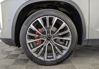 Подержанный автомобиль Exeed TXL 2023 года (12 фото)