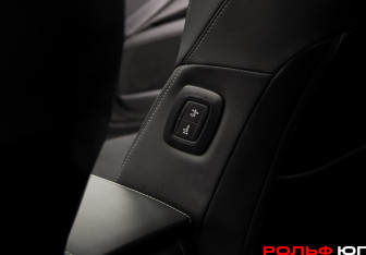 Подержанный автомобиль Toyota Camry Sedan 2024 года (13 фото)