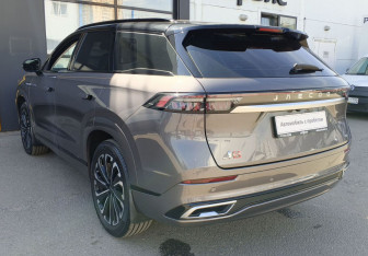 Подержанный автомобиль Jaecoo J8 2024 года (7 фото)