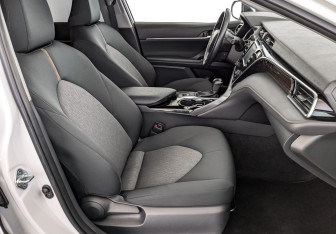 Подержанный автомобиль Toyota Camry Sedan 2021 года (24 фото)