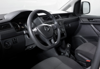 Подержанный автомобиль Volkswagen Caddy Compactvan 2016 года (14 фото)