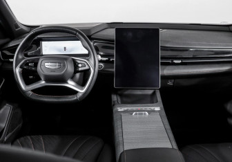 Подержанный автомобиль Geely Preface 2024 года (12 фото)