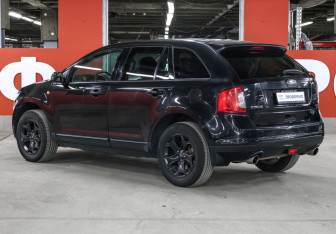 Подержанный автомобиль Ford Edge 2014 года (7 фото)