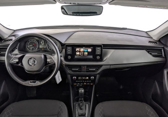 Подержанный автомобиль Skoda Rapid Liftback 2022 года (14 фото)