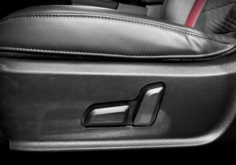 Подержанный автомобиль Haval F7x 2022 года (21 фото)