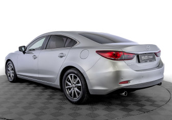 Подержанный автомобиль Mazda 6 Sedan 2018 года (7 фото)