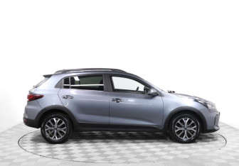 Подержанный автомобиль Kia Rio Hatchback 2021 года (4 фото)