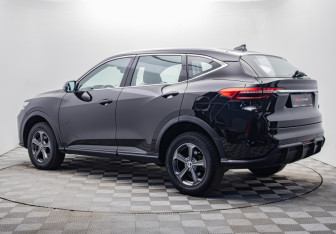 Подержанный автомобиль Haval F7 2024 года (3 фото)