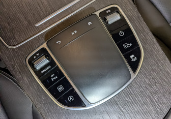 Подержанный автомобиль Mercedes-Benz GLC Coupe 2022 года (21 фото)