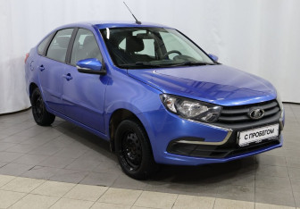 Подержанный автомобиль LADA (ВАЗ) Granta Hatchback 2019 года (3 фото)