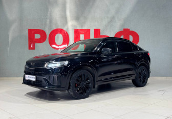 Подержанный автомобиль Geely Tugella 2022 года (9 фото)