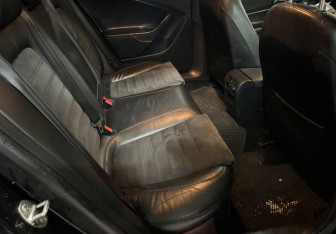 Подержанный автомобиль Volkswagen Passat Sedan 2010 года (14 фото)