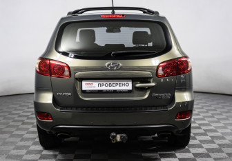 Подержанный автомобиль Hyundai Santa Fe 2006 года (6 фото)