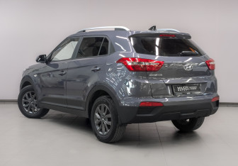 Подержанный автомобиль Hyundai Creta 2021 года (7 фото)