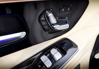 Подержанный автомобиль Exeed VX 2023 года (21 фото)