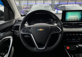 Подержанный автомобиль Chevrolet Captiva 2022 года (14 фото)