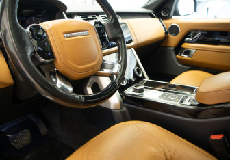 Подержанный автомобиль Land Rover Range Rover 2019 года (7 фото)