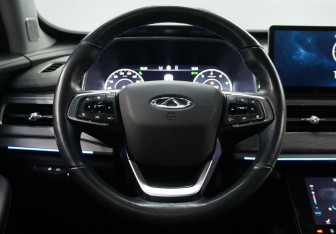 Подержанный автомобиль Chery Tiggo 8 Pro 2022 года (14 фото)