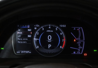 Подержанный автомобиль Lexus ES 2018 года (11 фото)